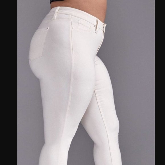 YMI HyperStretch Mid-Rise Skinny Jeans- Gardenia color - Picture 2 of 7